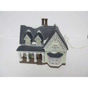 Dickens Keepsake  Village Hand Painted Porcelain Lighted House In Box W/Light
